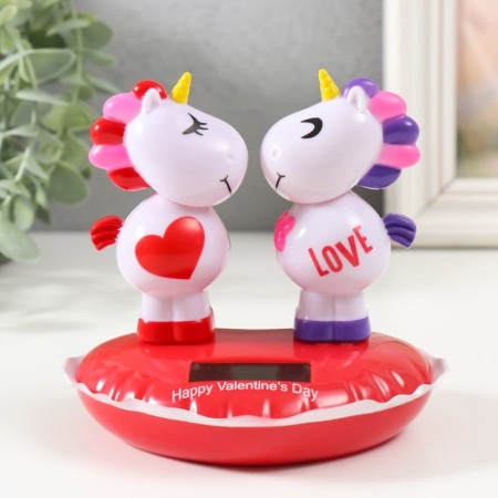 Plastic pendulum from the solar battery "Kiss. ​​Unicorns 9x11.8x11 cm