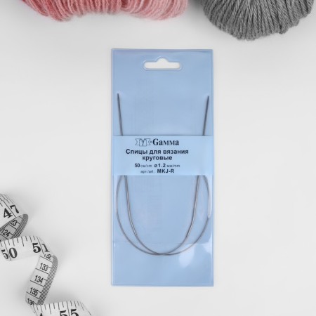 The knitting needles are circular, for knitting, with a metal cable, d = 1.2 mm, 50 cm-1