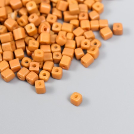 Cube glass 4x4 mm "bodily" set 20 g
