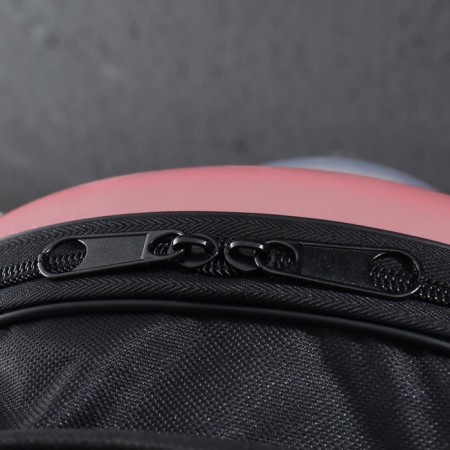 A backpack for carrying animals with a viewing window, 32 x 25 x 42 cm, pink-3
