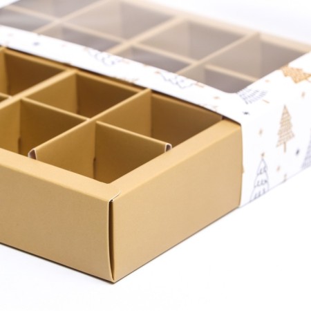 New Year. Box of 16 sweets, 17.7x17.7x3.8 cm, confectionery packaging-9