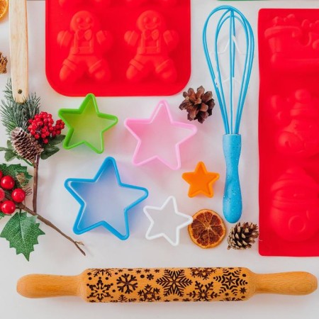 A set of forms for cutting the cookies “Zvezda”, 5 objects, 9.5 × 3.5 × 9.5 cm, color mix-7