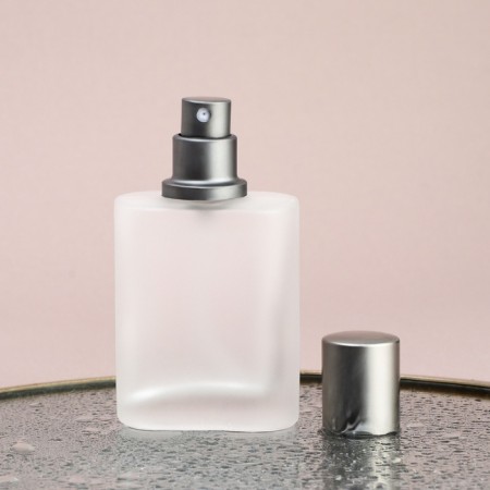 Glass bottle for perfume, with a spray, 30 ml, silver color-3