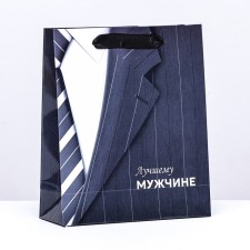 Laminated vertical package 