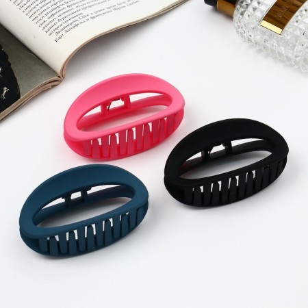 Hair crab "Leon" oval classic matte, 8.5 cm, mix-3