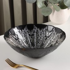 Glass serving dish 