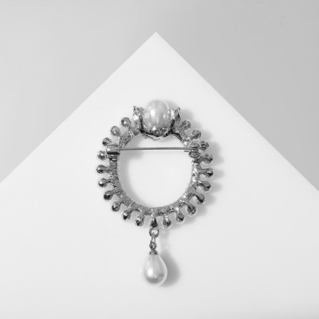 Brooch "Ring Pearl" with a suspension, white color in silver-1