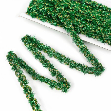 The braid is green, 1.5 cm, in a roll 10 m-1