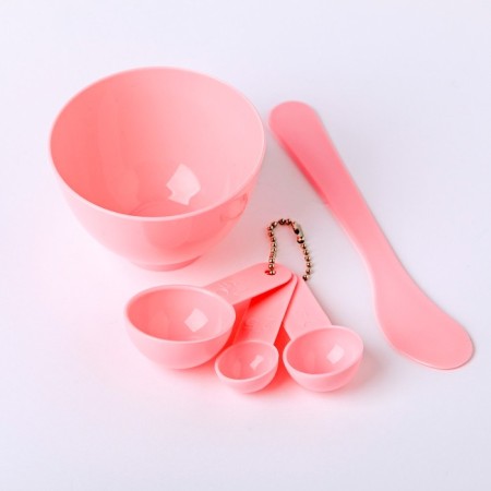 Set “From March 8”: comb, head bandage, measured spoons 3 pcs, a bowl and a mask shoulder blade, compressed masks-2