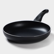 Field frying pan Basic, D = 24 cm, plastic handle, anti -stick coating, induction, black color