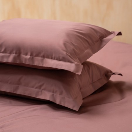Fergy pillowcase set, size 70x70 cm, plum color, 2 pcs-1