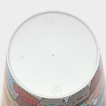 A plastic glass with a “izi-go” lid, 550 ml, 9.3 × 9.1 × 15.8 cm, a mix decor, a dark brown color-6