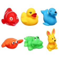A set of rubber toys for the bath 