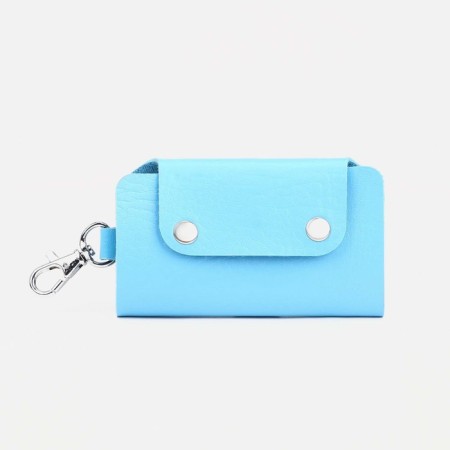 Key of buttons, length 11 cm, 7 carabiners, blue color