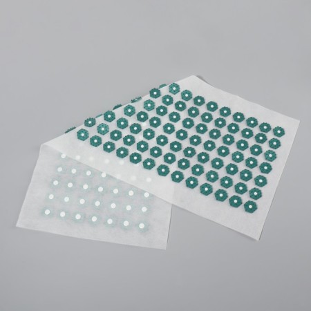 Iplikator - rug, base of spanbond, 140 modules, 28 × 64 cm, white/green color-2