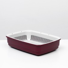 The tray is large with the Atlantis “Standard” net, 42 x 31 x 10 cm, red,