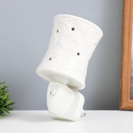 Nightlight "pattern" white 7.8x7.8x12 cm-3