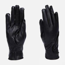 Gloves are female, dimensionless, with insulation, black color