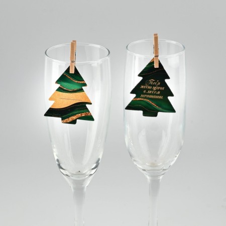 New Year's jewelry for glasses with predictions, Christmas trees, 4.2 x 5 cm, 6 pcs.-4