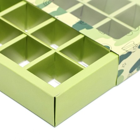 Box for 16 sweets, "camouflage" 17.7 x 17.7 x 3.8 cm-4