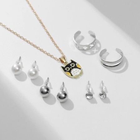 Set of 6 items: 3 pairs fluffs, pendant 2 rings "owl", colored in gold, 45 cm-1