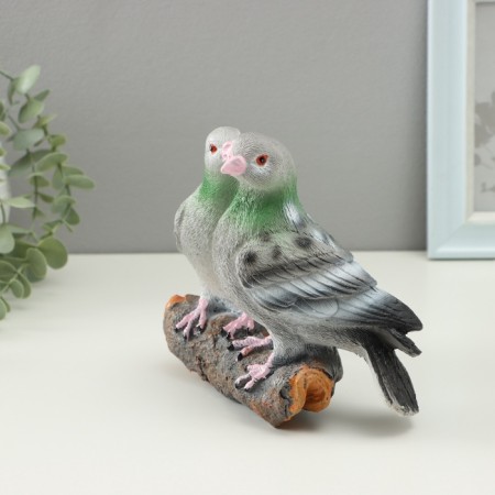 Figure "Pigeons in love" 7x18.5x15cm-1