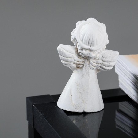 Figure "Praying Angel" gilding height 3x7x4.5cm-2