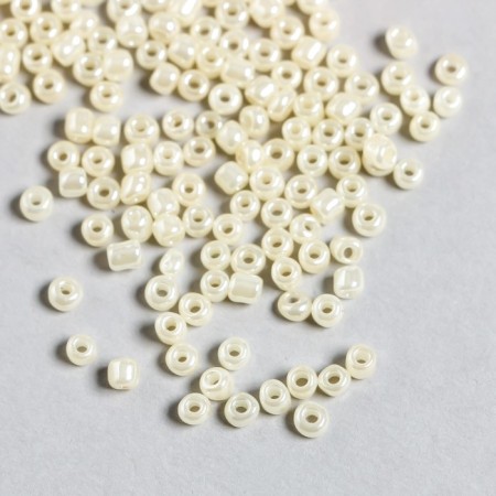 Beads "Zlatka" 08/0, 3 mm, 10 g 0142 Cream