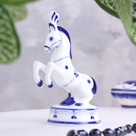 Souvenir "circus horse", h-13 cm, porcelain-1