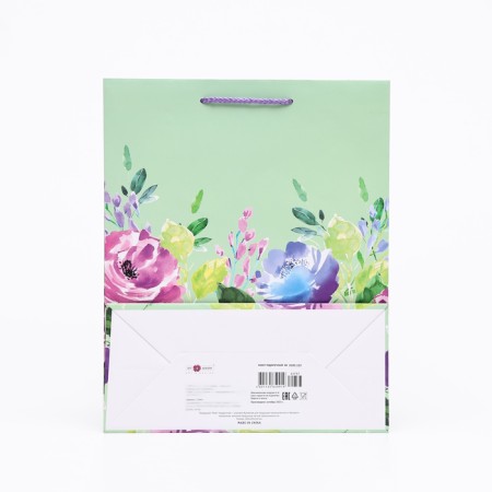Gift package "Floral mood. Bouquet No. 5", 26 x 32 x 12 cm-1
