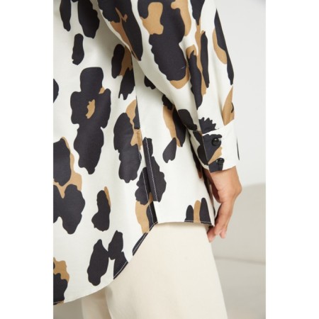 Female shirt, size 54-3