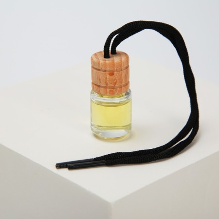 Fragrance in a bottle on the postcard "Our Hero", 7.6 x 10.7 cm-3