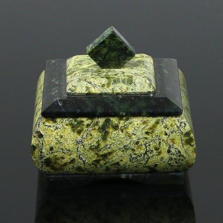 Casket "Larchik", 8x8x7 cm, natural stone, coil-2