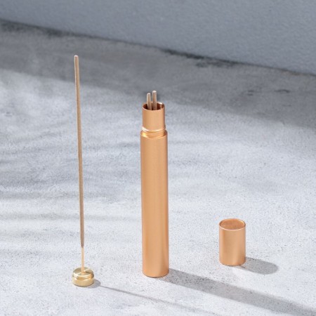 Penal for storing incense, gold, metal, with incense