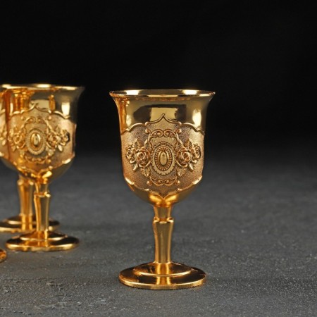 Serving set "Luxury. Gold ", 8 items: a jug 250 ml, 6 glasses, 20 ml, tray, gold color-6