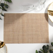 Napkin on the table of the share, centered, 45*30cm