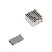 REXANT neodymium magnet, rectangle 15x8x2 mm, clutch 1.1 kg, 8 pcs.