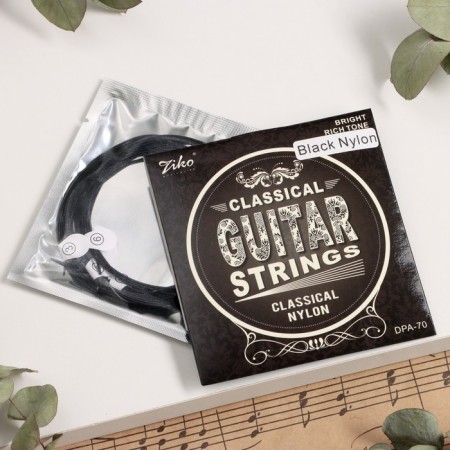 Strings for the classic guitar of Ziko DPA-70BK, 28--43, black