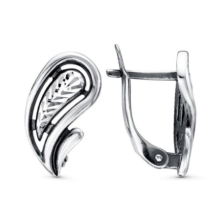 Assisters "drop" with a diamond harsh, echoing with oxidation