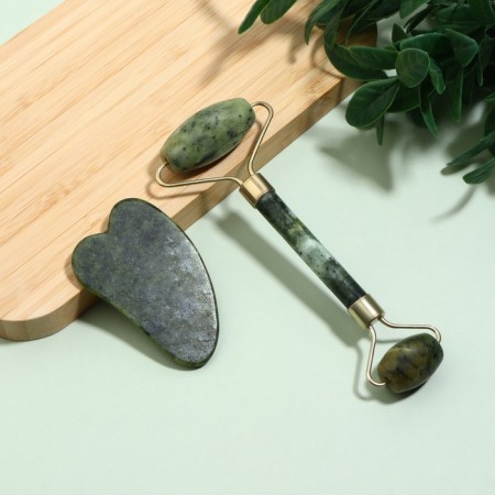 Massage set "Guasha", 18.5 × 10.5 × 2.5 cm, emerald color-1