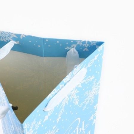 A package for a bottle, triangular “Dreams”, 13 x 32 x 11.3 cm, New Year-5
