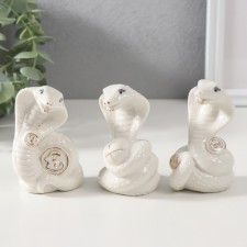 Souvenir ceramics 