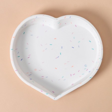 Baking uniform Konfinetta "Heart", silicone, 25 × 23 × 3.5 cm (internal dimensions 23 × 21 × 3.5 cm), white color-3