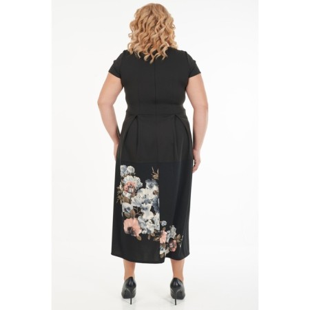 Women's dress, size 54-8