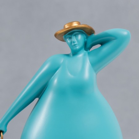 Polystone souvenir "Bbw in a hat with an umbrella" Blue 29x9x12.5 cm-4