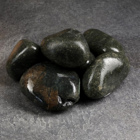 Bath stone "Olivin" 10 kg box, polished
