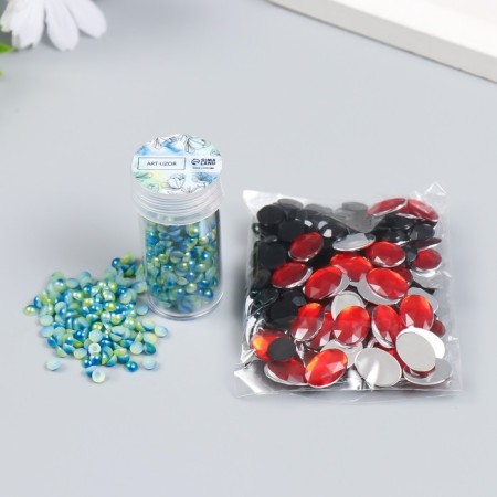 Decor "Semiobusins ​​and rhinestones. Gradient blue-gold" d = 4 mm 10g 200 pcs 5x2.5 cm mix-1