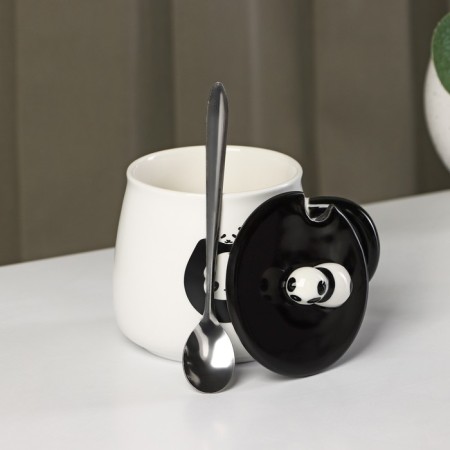 Ceramic mug with a lid and spoon "Panda", 450 ml, white and black color-1