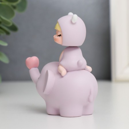 Souvenir Polystone "Baby on the Elephant, with the heart" spring 7.5x4x7 cm-2