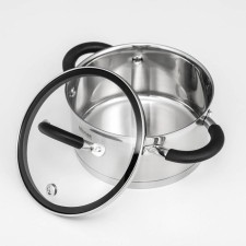 A pan with a glass cover Nadoba Olina, D = 18 cm, 2.1 l